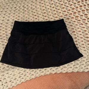 Black lululemon skirt
